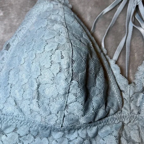 Aerie Size Large Light Blue Lace Bralette Adjustable Crisscross Back Delicates - Picture 8 of 16
